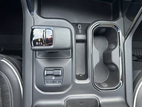 Certified 2024 GMC Sierra 1500 AT4X image 5