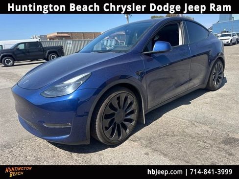 Used 2023 Tesla Model Y Performance AWD/4WD image 1