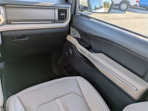 Certified 2024 Ford Expedition Limited image 16
