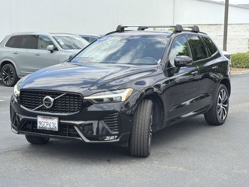 Certified 2023 Volvo XC60 B5 Plus AWD/4WD image 3
