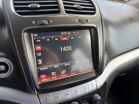 Used 2019 Dodge Journey GT AWD/4WD image 3
