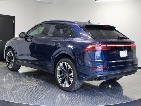 Used 2025 Audi Q8 Premium Plus image 3