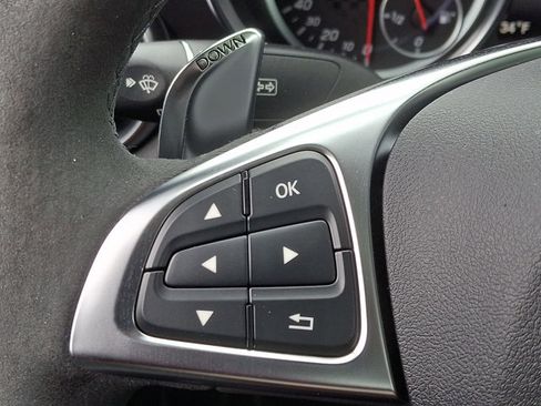 Used 2020 Mercedes-Benz SLC 43 AMG image 22