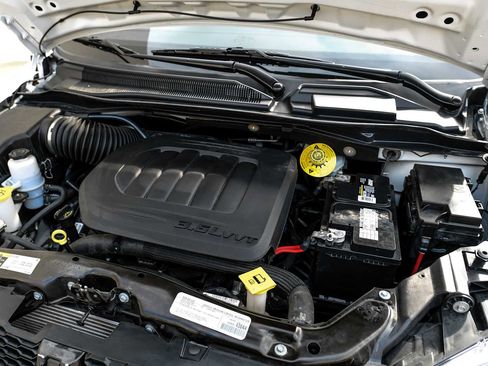 Used 2019 Dodge Grand Caravan SXT w/ Blacktop Package image 47