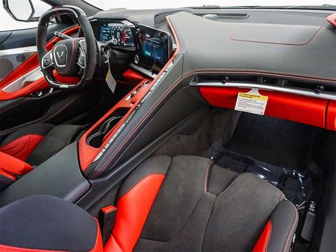 New 2025 Chevrolet Corvette Z06 image 17