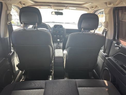 Used 2010 Jeep Compass Sport image 8