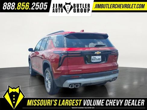 New 2026 Chevrolet Traverse LT w/ Driver Confidence Package FWD image 2