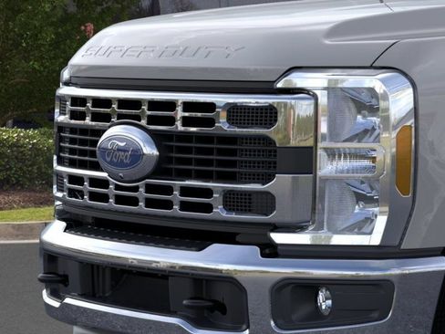 New 2026 Ford F350 XLT w/ 360-Degree Camera Package RWD image 39