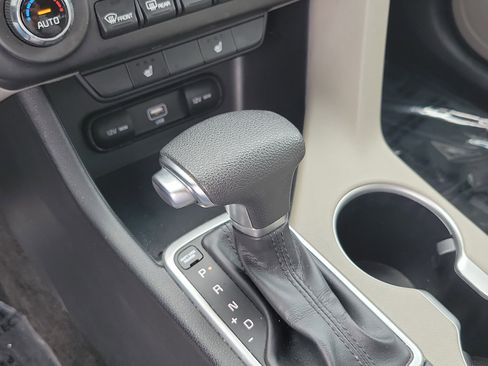 Used 2022 Kia Sportage LX w/ LX FWD Value Edition Package image 21
