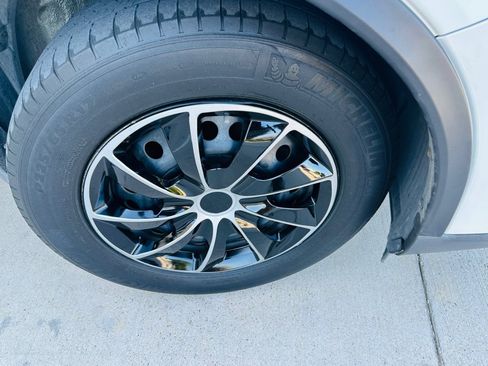 Used 2016 Nissan Rogue S w/ Appearance Package FWD image 29