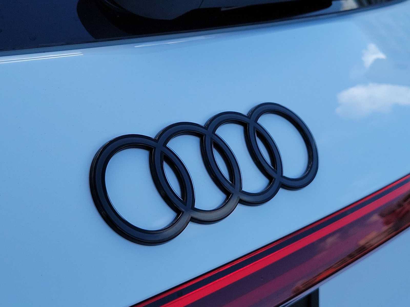 New 2026 Audi SQ5 Premium Plus AWD/4WD image 10
