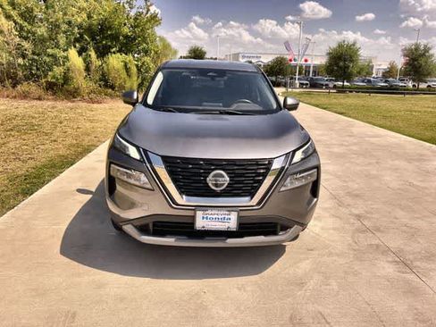 Used 2021 Nissan Rogue SV FWD image 7