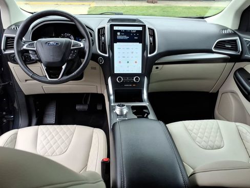 Used 2024 Ford Edge Titanium AWD/4WD image 12