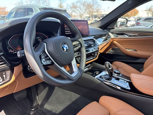 Certified 2023 BMW 530i 530i w/ Executive Package image 36