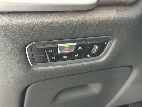 Used 2023 BMW X5 sDrive40i w/ Premium Package image 14