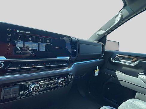 New 2026 GMC Sierra 1500 SLE w/ Preferred Package image 12