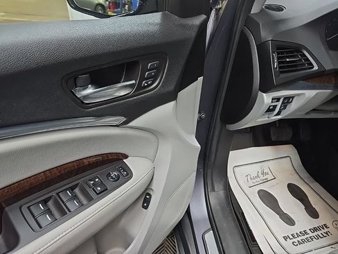 Used 2018 Acura MDX SH-AWD image 28