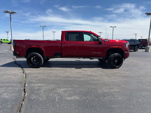 Used 2025 GMC Sierra 3500 AT4 w/ AT4 Premium Plus Package AWD/4WD image 4
