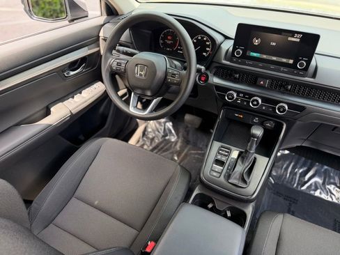 Used 2025 Honda CR-V LX image 40