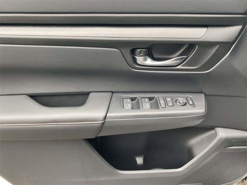 Certified 2025 Honda CR-V Sport image 15