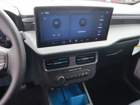 New 2026 Ford Maverick XLT FWD image 5