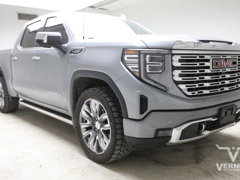 Used 2023 GMC Sierra 1500 Denali w/ Denali Reserve Package AWD/4WD image 6