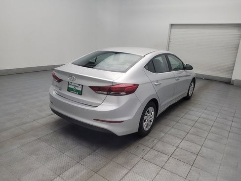 Used 2018 Hyundai Elantra SE FWD image 9