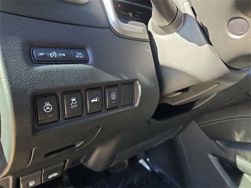 Used 2020 Nissan Murano SL image 29