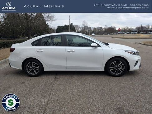 Used 2023 Kia Forte LXS image 7