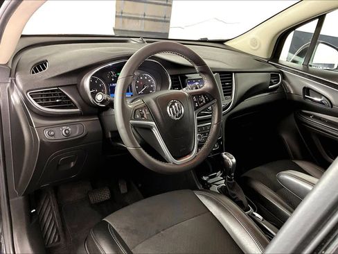 Certified 2022 Buick Encore Preferred AWD/4WD image 16