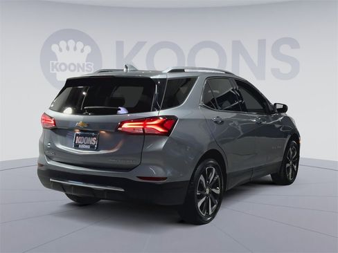 Used 2023 Chevrolet Equinox Premier image 12