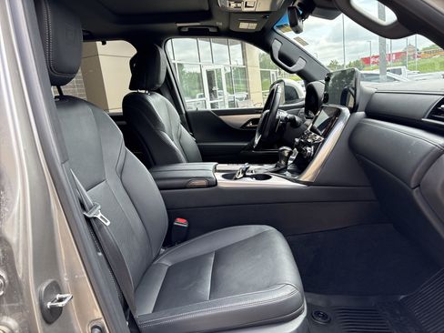 Used 2024 Lexus LX 600 F Sport AWD/4WD image 34