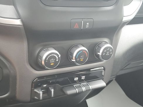 Used 2019 RAM 2500 Big Horn AWD/4WD image 29