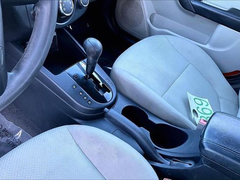 Used 2010 Kia Forte EX image 10