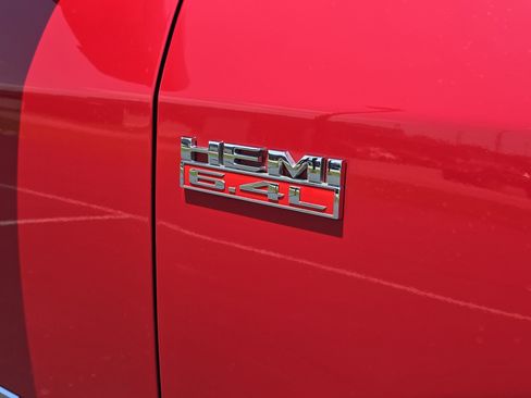 Used 2019 RAM 2500 Tradesman AWD/4WD image 3