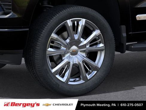 New 2026 Chevrolet Silverado 1500 High Country w/ High Country Premium Package AWD/4WD image 10