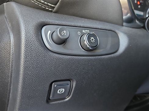 New 2026 Chevrolet Blazer LT w/ Convenience Package image 24