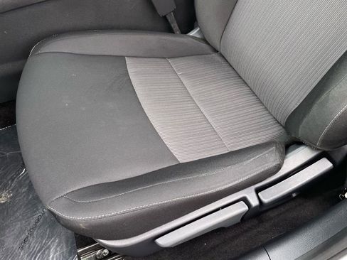 Used 2025 Nissan Sentra SV image 24