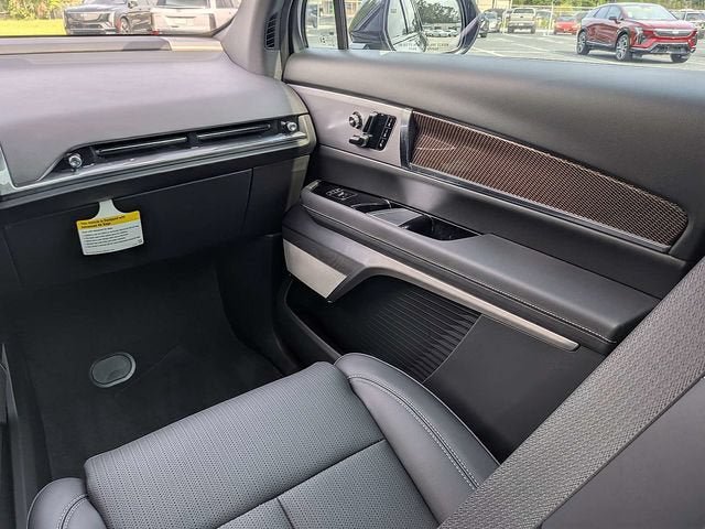 New 2027 Cadillac Vistiq Sport AWD/4WD image 19
