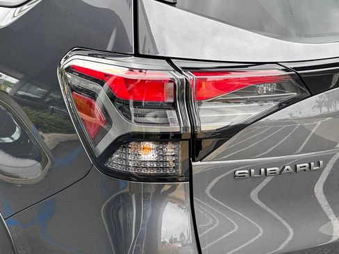 Certified 2025 Subaru Forester Premium AWD/4WD image 27