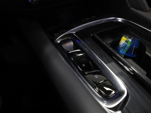 Used 2022 Buick Enclave Essence w/ Experience Buick Package image 25