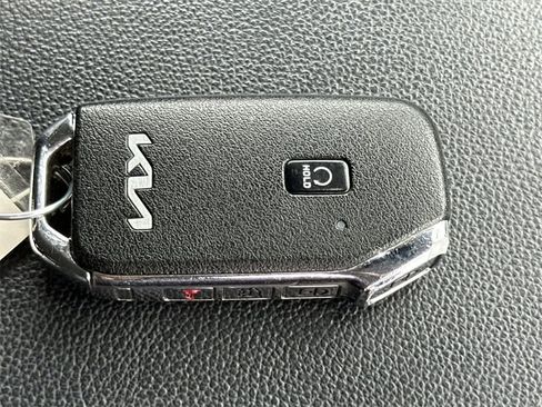 Certified 2023 Kia Sportage EX w/ EX Premium Package image 28