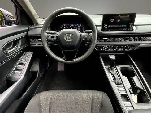 Used 2023 Honda Accord EX image 8