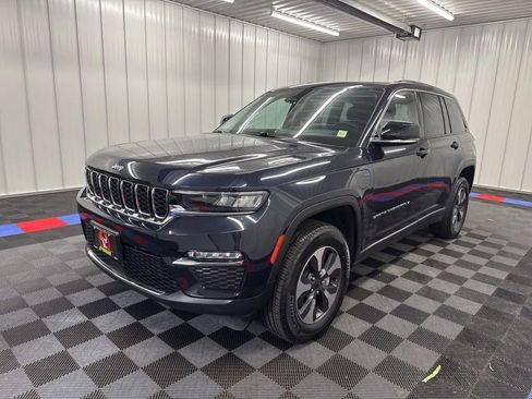 Used 2022 Jeep Grand Cherokee Limited 4xe AWD/4WD image 7
