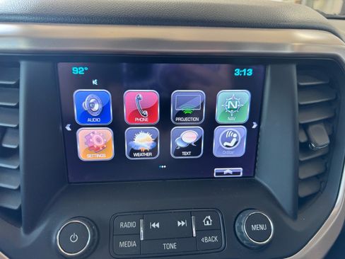 Used 2017 GMC Acadia Denali w/ Technology Package AWD/4WD image 25