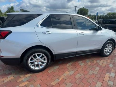 Used 2022 Chevrolet Equinox LT FWD image 3