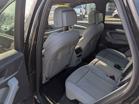 Used 2025 Audi Q5 2.0T Premium image 25
