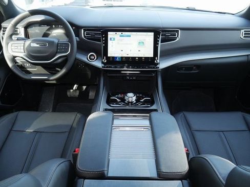 New 2026 Jeep Grand Wagoneer Limited AWD/4WD image 10