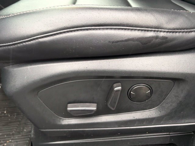 Used 2023 Ford Explorer XLT w/ Equipment Group 202A AWD/4WD image 16
