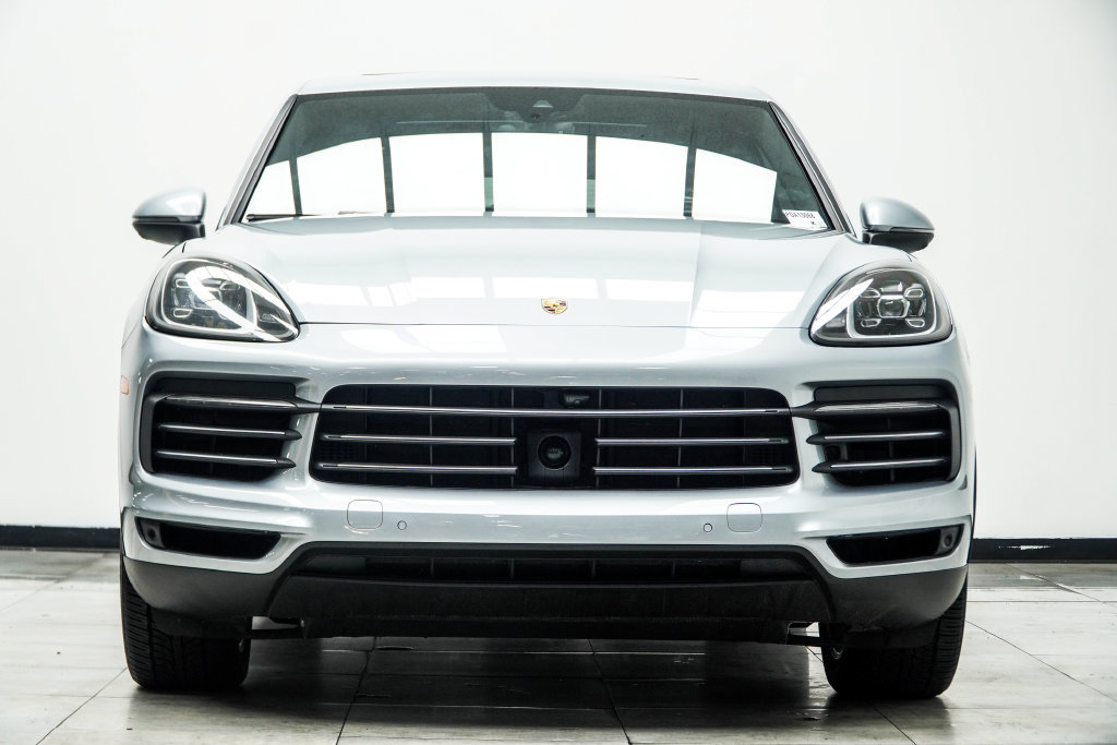 Used 2023 Porsche Cayenne w/ Premium Package AWD/4WD image 11